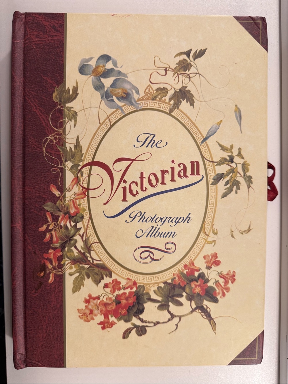 The Victorian Photograph Album Hardbound Antique Style By Whitecap Books